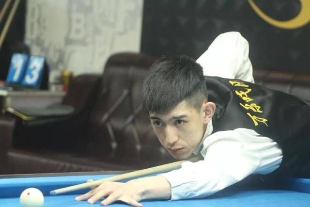 但他在决赛 但他在决赛