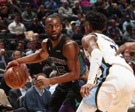 Shams：杜兰特因左脚踝扭伤预计将缺席至少一周.