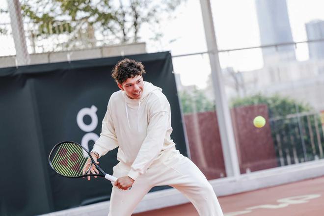 现出更成熟 现出更成熟